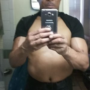 Meet your Posher, Derrick